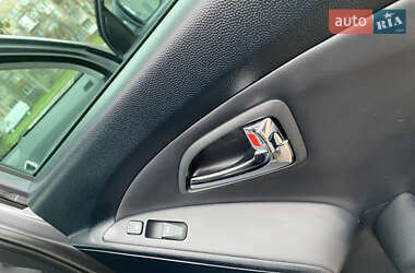 Внедорожник / Кроссовер Hyundai ix35 2013 в 