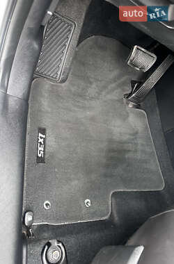 Внедорожник / Кроссовер Hyundai ix35 2011 в 