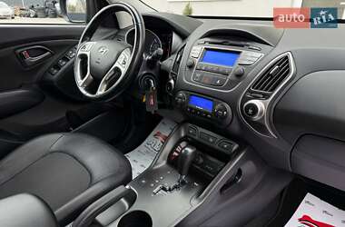 Внедорожник / Кроссовер Hyundai ix35 2014 в 