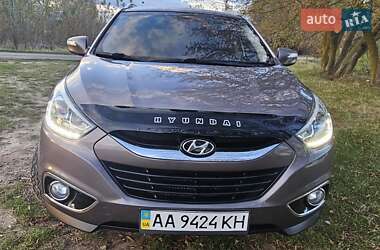 Внедорожник / Кроссовер Hyundai ix35 2013 в 