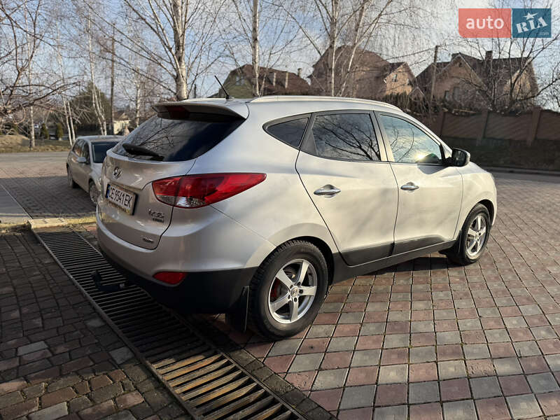 Внедорожник / Кроссовер Hyundai ix35 2012 в Черновцах