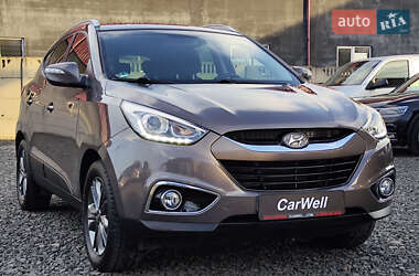 Позашляховик / Кросовер Hyundai ix35 2014 в 