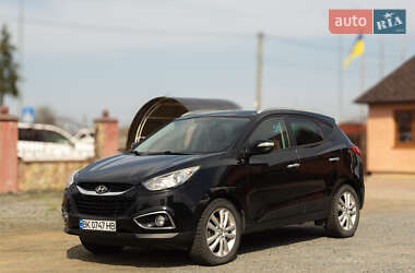 Внедорожник / Кроссовер Hyundai ix35 2013 в 