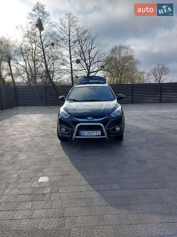 Позашляховик / Кросовер Hyundai ix35 2010 в Кам'янці-Бузькій
