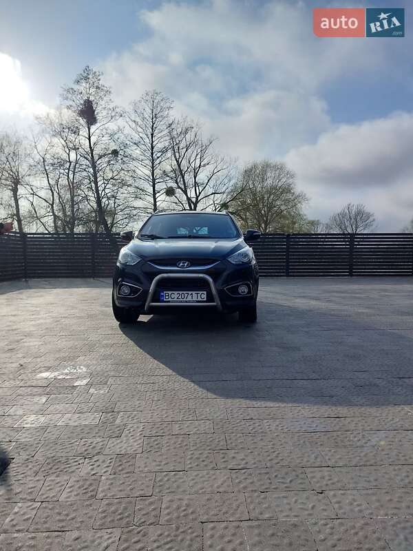 Позашляховик / Кросовер Hyundai ix35 2010 в Кам'янці-Бузькій