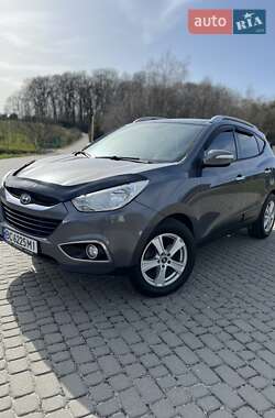 Внедорожник / Кроссовер Hyundai ix35 2011 в 