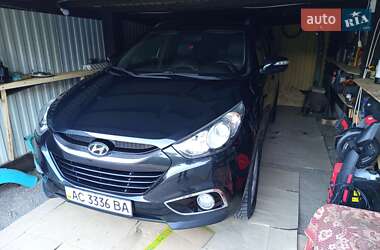 Внедорожник / Кроссовер Hyundai ix35 2010 в 