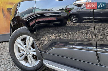 Позашляховик / Кросовер Hyundai ix35 2011 в 