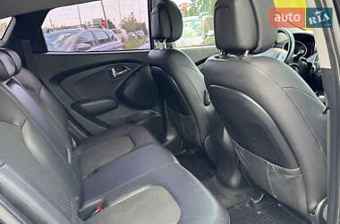 Позашляховик / Кросовер Hyundai ix35 2011 в 