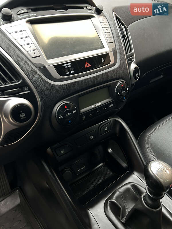 Внедорожник / Кроссовер Hyundai ix35 2013 в Ковеле