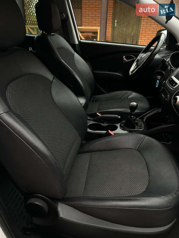 Внедорожник / Кроссовер Hyundai ix35 2013 в Ковеле