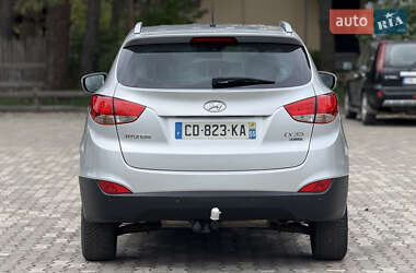 Позашляховик / Кросовер Hyundai ix35 2011 в 