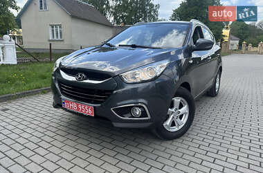 Позашляховик / Кросовер Hyundai ix35 2010 в 