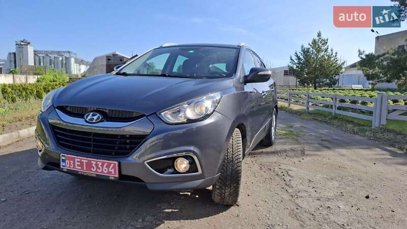 Позашляховик / Кросовер Hyundai ix35 2011 в Радивиліві