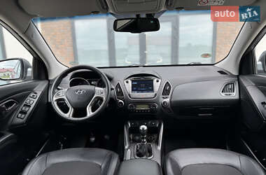 Внедорожник / Кроссовер Hyundai ix35 2014 в 