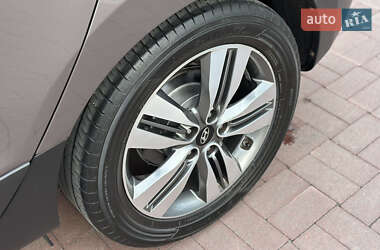 Внедорожник / Кроссовер Hyundai ix35 2014 в 