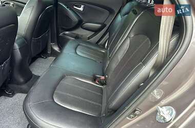 Внедорожник / Кроссовер Hyundai ix35 2014 в 