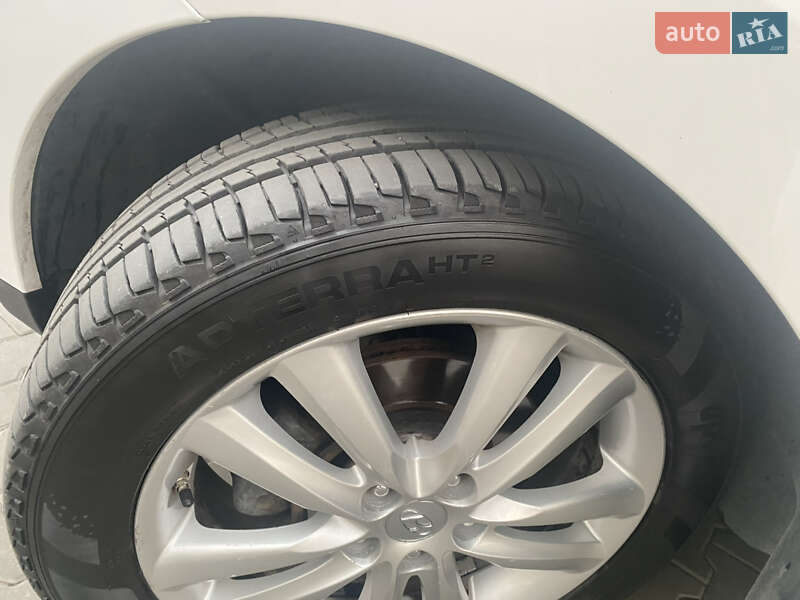 Позашляховик / Кросовер Hyundai ix35 2011 в Луцьку