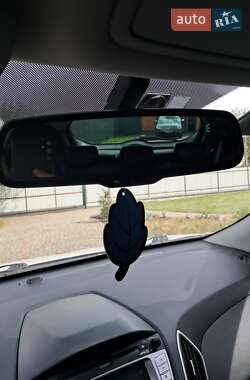 Позашляховик / Кросовер Hyundai ix35 2013 в 