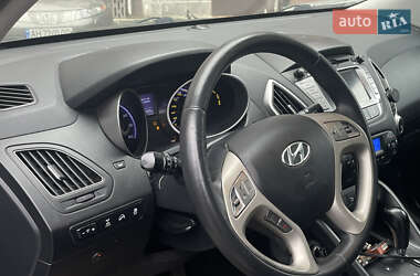 Позашляховик / Кросовер Hyundai ix35 2011 в 