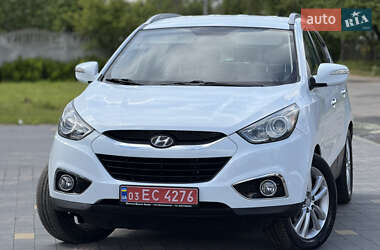Позашляховик / Кросовер Hyundai ix35 2010 в 