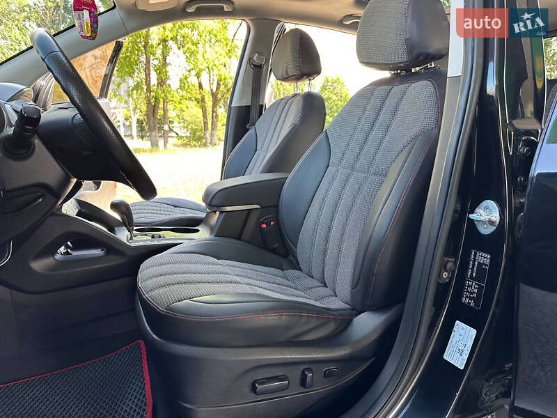 Позашляховик / Кросовер Hyundai ix35 2011 в Дніпрі