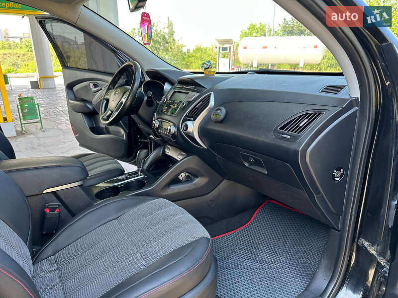Позашляховик / Кросовер Hyundai ix35 2011 в Дніпрі