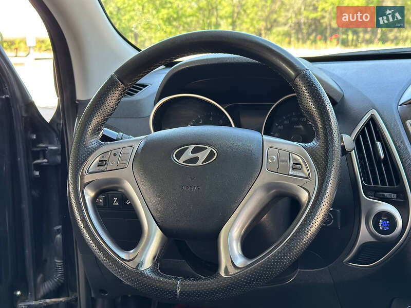 Позашляховик / Кросовер Hyundai ix35 2011 в Дніпрі