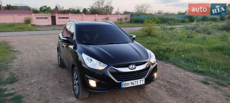 Позашляховик / Кросовер Hyundai ix35 2010 в Одесі