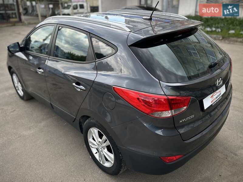 Внедорожник / Кроссовер Hyundai ix35 2011 в Сумах