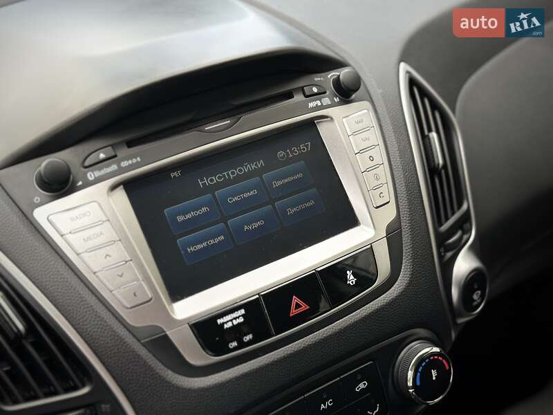 Внедорожник / Кроссовер Hyundai ix35 2011 в Сумах