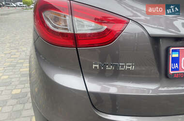 Внедорожник / Кроссовер Hyundai ix35 2014 в 