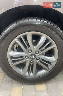 Внедорожник / Кроссовер Hyundai ix35 2014 в 