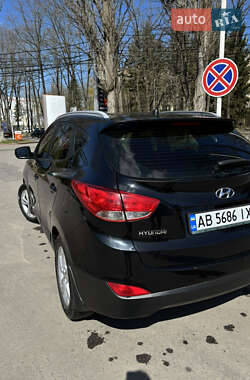 Позашляховик / Кросовер Hyundai ix35 2013 в 