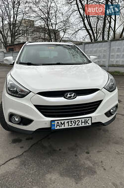 Позашляховик / Кросовер Hyundai ix35 2013 в 