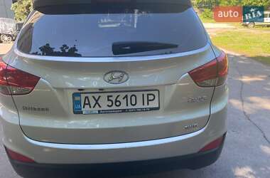 Позашляховик / Кросовер Hyundai ix35 2011 в 