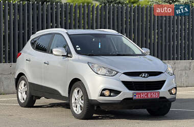 Внедорожник / Кроссовер Hyundai ix35 2011 в 