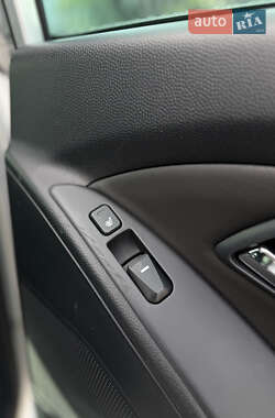 Внедорожник / Кроссовер Hyundai ix35 2011 в 