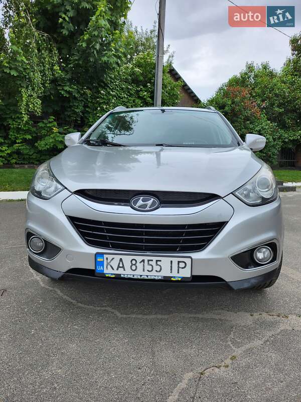 Позашляховик / Кросовер Hyundai ix35 2010 в Києві