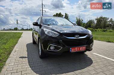 Внедорожник / Кроссовер Hyundai ix35 2012 в 