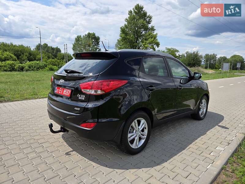 Внедорожник / Кроссовер Hyundai ix35 2012 в Харькове