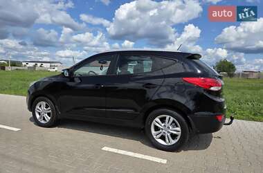 Внедорожник / Кроссовер Hyundai ix35 2012 в 