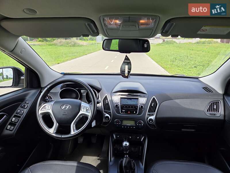 Внедорожник / Кроссовер Hyundai ix35 2012 в Харькове