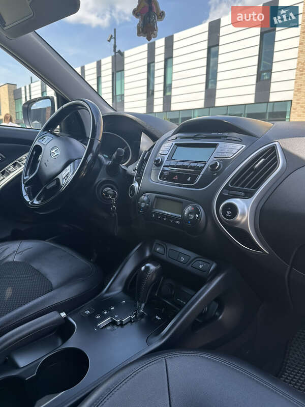 Внедорожник / Кроссовер Hyundai ix35 2013 в Хмельницком