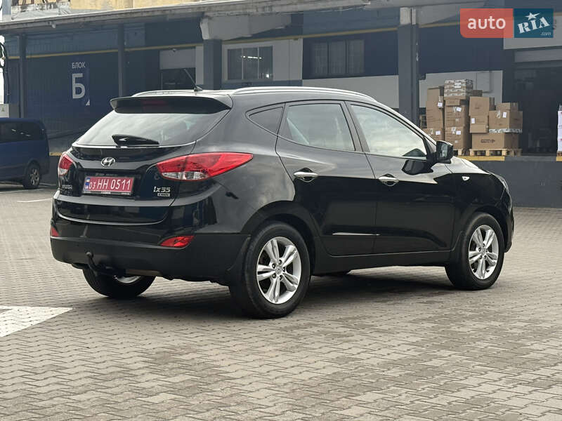 Внедорожник / Кроссовер Hyundai ix35 2013 в Ровно