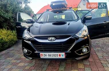Внедорожник / Кроссовер Hyundai ix35 2013 в 