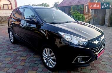 Внедорожник / Кроссовер Hyundai ix35 2013 в 