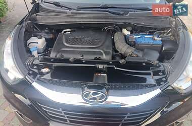 Внедорожник / Кроссовер Hyundai ix35 2013 в 