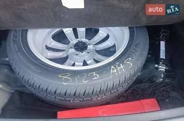 Внедорожник / Кроссовер Hyundai ix35 2013 в 