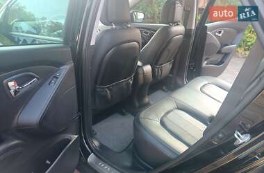 Внедорожник / Кроссовер Hyundai ix35 2013 в 